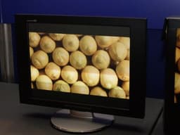Sony показывает FED-дисплеи, которые объединят габариты LCD с качеством CRT