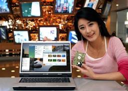 Samsung Sense R55: первый ноутбук с гибридным HDD выходит на рынок