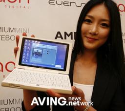 Двухъядерного Intel Atom еще нет, а нетбук на двухъядерном процессоре AMD уже готов