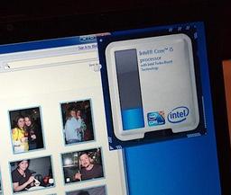 Фото дня: процессоры Intel Core i3 и мобильные Core i5