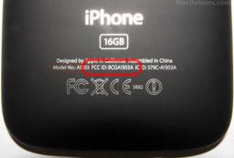 iPhone 3G S когда-то все же имел матовый корпус