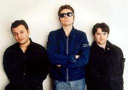 Manic Street Preachers выпустят мини-альбом ремиксов