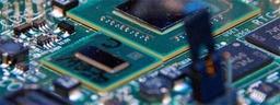 В 2011 году процессоры Intel Atom смогут воспроизводить HD-видео в формате 1080p