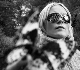 Цифровая версия альбома Fever Ray распространяется бесплатно с газетой