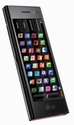 Модель LG new Chocolate BL40 – официальный мобильный телефон Volvo-Недели моды в Москве