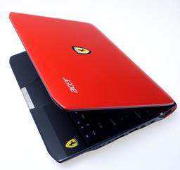 Acer представляет в России эксклюзивный нетбук Ferrari One