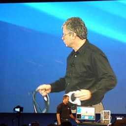 IDF 2009: Intel представила высокоскоростной оптический интерфейс Light Peak
