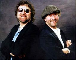 Поп-дуэт Chas & Dave распался