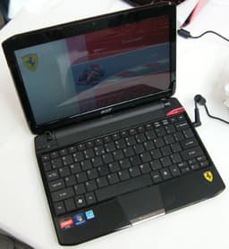Acer представила ультрапортативный ноутбук Ferrari One на платформе AMD Congo