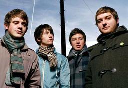 Arctic Monkeys не любят отдыхать