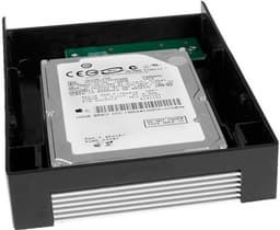 Адаптеры RaidSonic превращают маленькие HDD и SDD в большие