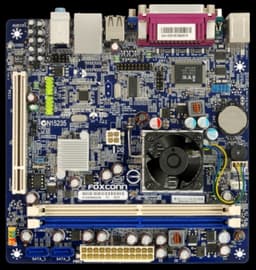 Системные платы Foxconn D42S и D52S для компактных компьютеров