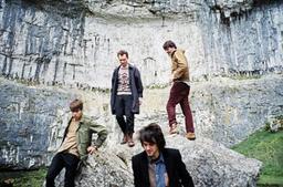 Klaxons приготовили рождественский подарок