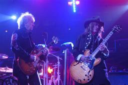 Тайлер снова с Aerosmith
