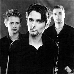 Muse получили премию и раскритиковали Рубина