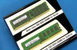 Samsung начинает серийный выпуск 30-нанометровых чипов Green DDR3 плотностью 2 Гбит