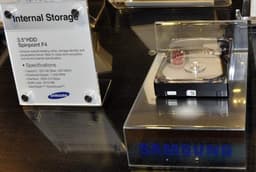 HDD Samsung Spinpoint F4 обходится одной магнитной головкой