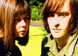 Vaselines возвращается с новым альбомом