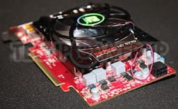 3D-карта PowerColor HD 5770 Eyefinity 5 Edition имеет пять выходов DisplayPort
