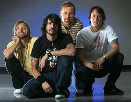 Foo Fighters перенесли выпуск альбома на 2011 год