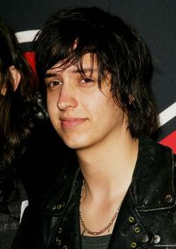 Вокалист Strokes не исключает сольный альбом