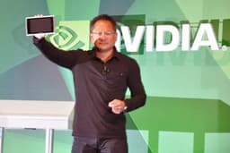 Глава NVIDIA назвал Galaxy Tab «большим телефоном» и снова пообещал планшеты на Tegra 2