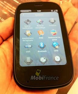 Фото дня: Palm Pre 2 — первый смартфон с webOS 2.0
