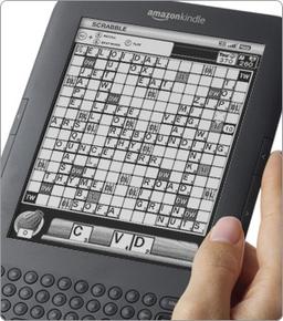 Электронная книга Amazon Kindle получила первое дополнительное приложение — игру Scrabble