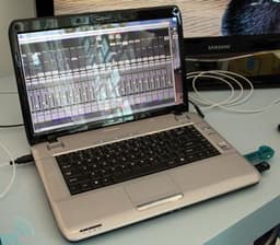 IDF 2010: прототипы устройств с интерфейсом Intel Light Peak