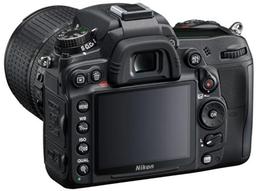 Фотографии четырех новинок Nikon накануне премьеры: камера D7000, вспышка и два объектива