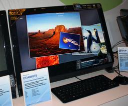 Моноблочный компьютер ASUS ET2400IGTS: подробности