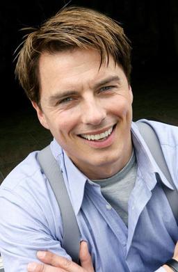 John Barrowman выпустит сборник хитов Tonight's the Night