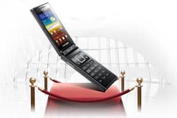 Samsung оснащает смартфон-«раскладушку» SCH-W999 двумя экранами, двухъядерным CPU и двумя слотами для SIM-карт