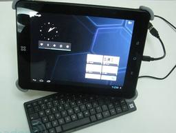 Smart Devices объединила в недорогом планшете под управлением Android 4.0 IPS-экран и двухъядерный CPU 