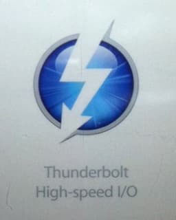 Intel может заменить название Light Peak на Thunderbolt, а Mini DisplayPort сделать основой для нового разъема вместо USB