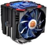 Охладитель Thermaltake Frio OCK весит 1093 грамма
