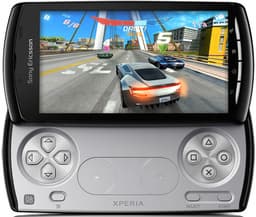 Sony Ericsson официально представила игровой смартфон Xperia Play