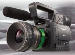 Panasonic представляет первую в мире профессиональную HD-видеокамеру стандарта Micro Four Thirds - AG-AF104
