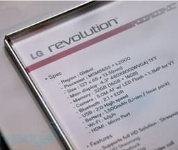 В смартфоне LG Revolution используется процессор Snapdragon MSM8655, а не NVIDIA Tegra 2