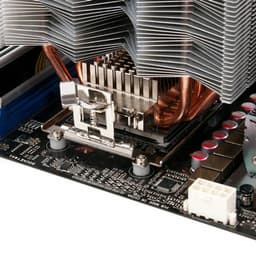Универсальное крепление Scythe Universal Retention Kit 3 подходит для систем охлаждения процессоров AMD и Intel