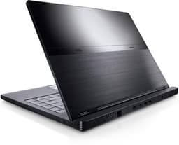 Dell немного «облегчает» ноутбук Adamo 13, одновременно снижая цену