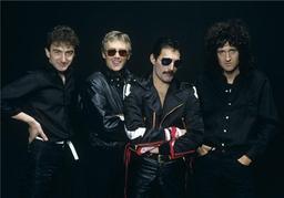 Queen выпустит переиздание пяти альбомов в честь 40-летия