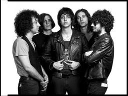 The Strokes сообщили трек-лист Angles