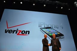 Официально: Apple выпустит CDMA-версию iPhone 4 и позволит ей быть хотспотом для пяти устройств