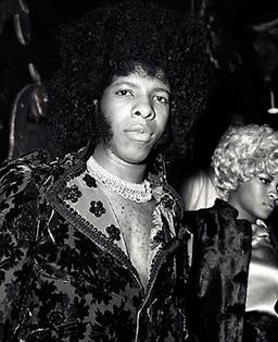 Sly Stone анонсировал новый альбом I'm Back! Family & Friends