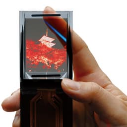 TDK начинает массовый выпуск прозрачных дисплеев OLED