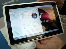 MSI анонсировала планшет WindPad 120W на платформе Intel Cedar Trail