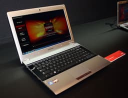 Samsung показала на Computex 2011 ноутбуки RV415 и RV515 на платформе AMD Brazos
