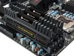 Corsair начинает продажи наборов памяти Vengeance DDR3-2000