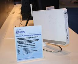 ASUS привезла на CeBIT два неттопа на платформе AMD Brazos